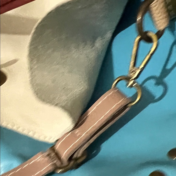 Chic Multicolor Leather Shoulder Bag - Picture 11 of 11